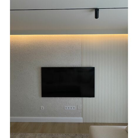 Panel Decorativo Blanco 2M2 para pintar alistonado efecto lineas verticales.