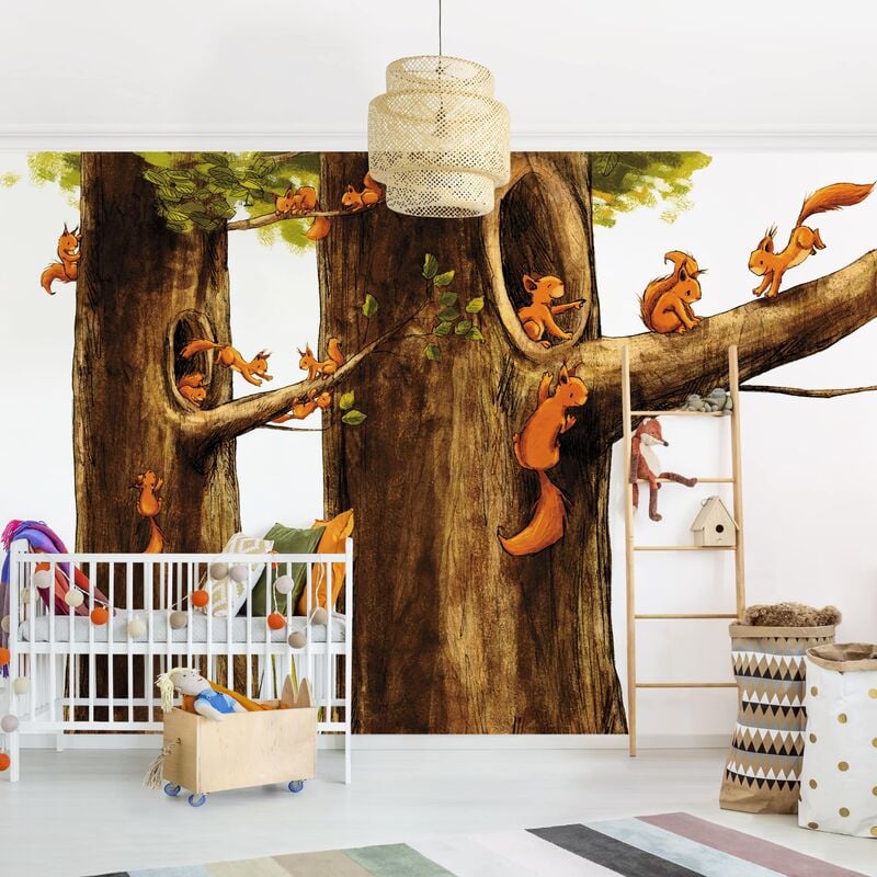 

Papel pintado adhesivo - Home Of Squirrels - Mural apaisado Dimensión LxA: 290cm x 432cm
