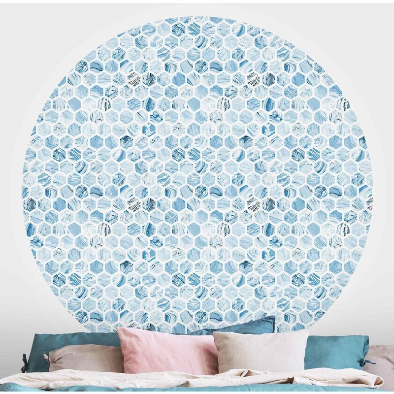 

Papel pintado redondo autoadhesivo - Marble Hexagons Blue Shades Dimensión LxA: 75cm x 75cm