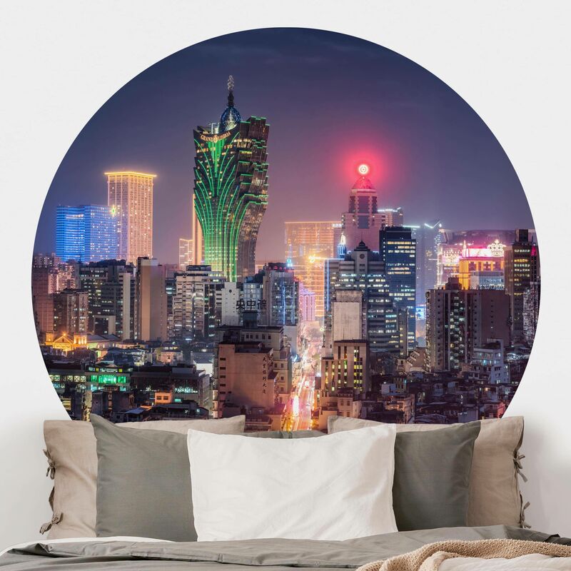 

Papel pintado redondo autoadhesivo - Illuminated Night In Macao Dimensión LxA: 75cm x 75cm