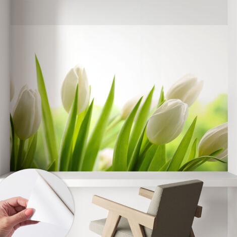 Papier peint autocollant avec imprimé pour décoration intérieure pour rénovation a motif Tulipes blanches 104x70 cm