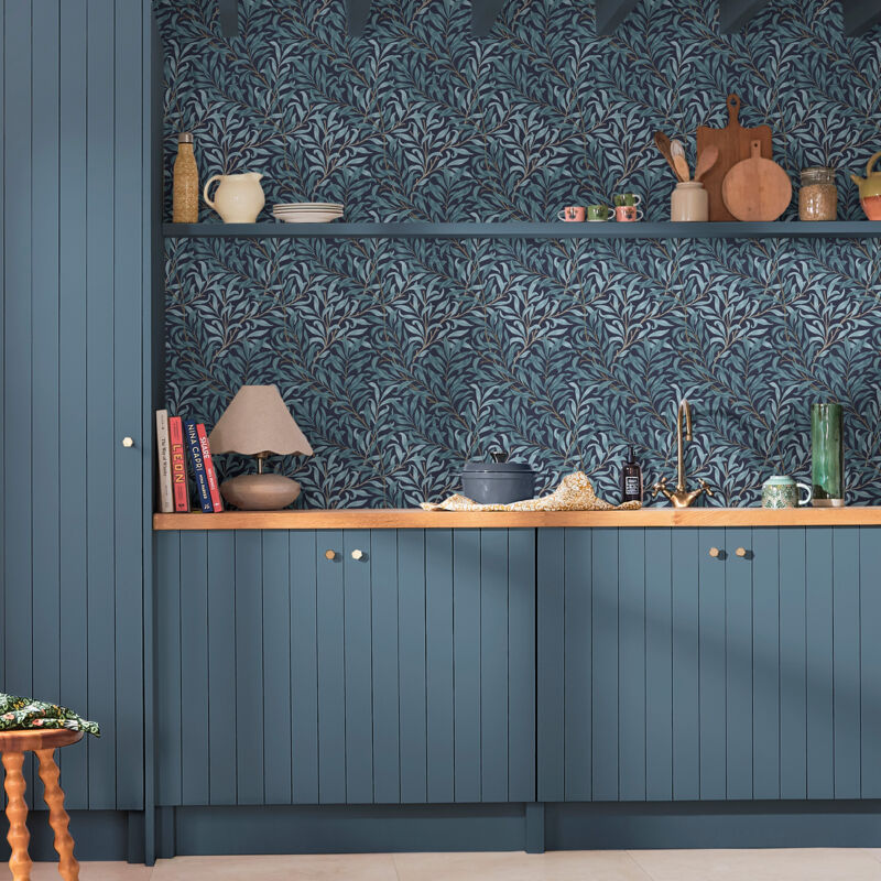 Papier peint intissé William Morris Willow Bough Deep Blues 1005 x 52cm Bleu