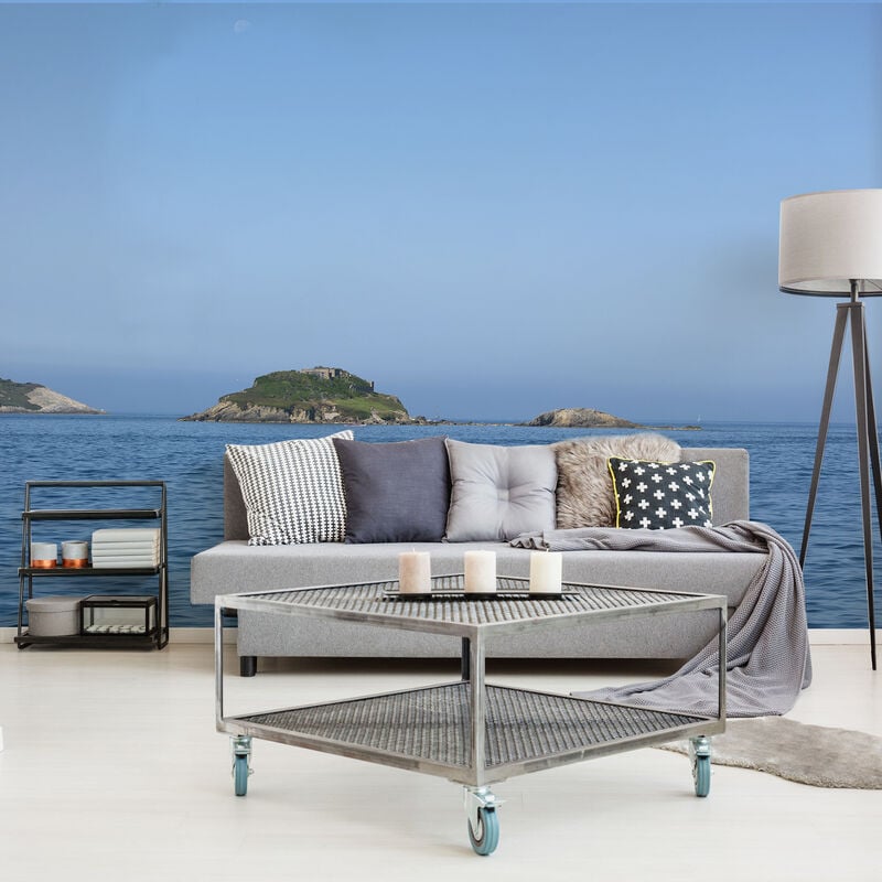 Papier peint intissé Unique et Sauvage, Iles de Cordouan, Mer Bleue, 270x250cm - Décoration murale originale et élégante.