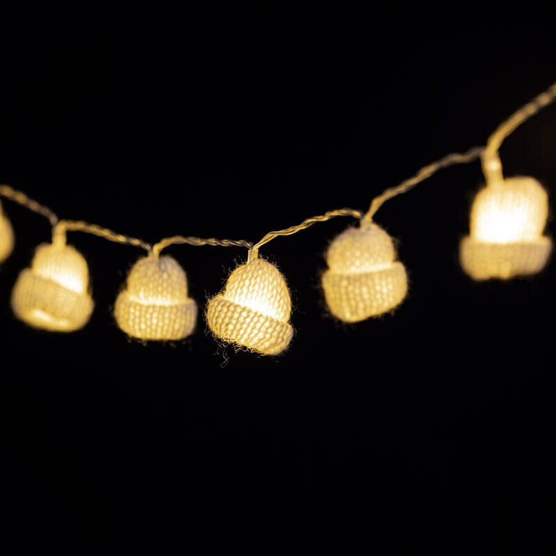 Guirlande Lumineuse bonnet 220cm Blanc - Paris Prix Guirlande Lumineuse bonnet 220cm Blanc - Paris Prix