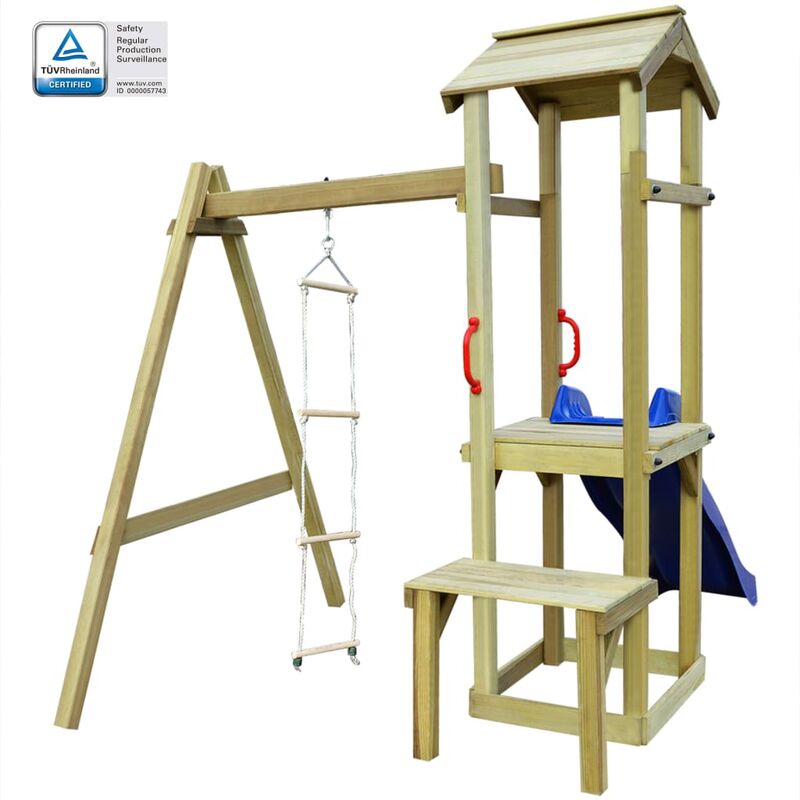 

Parque infantil con tobogán y escalera de madera