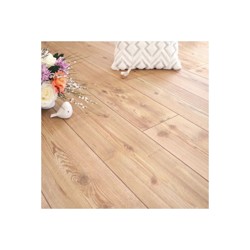 Sol Stratifié KronoSwiss Noblesse V4 Pin Rustique 5G - Paquet de 2,131m²