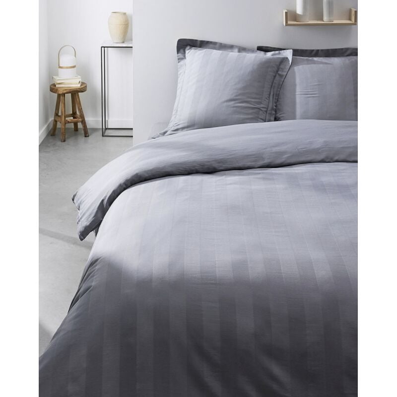 Parure de lit 100% Coton – Housse de Couette Prestige + Taies d'Oreillers 63x63cm – Satin de Coton - acier - 260 x 240 cm.