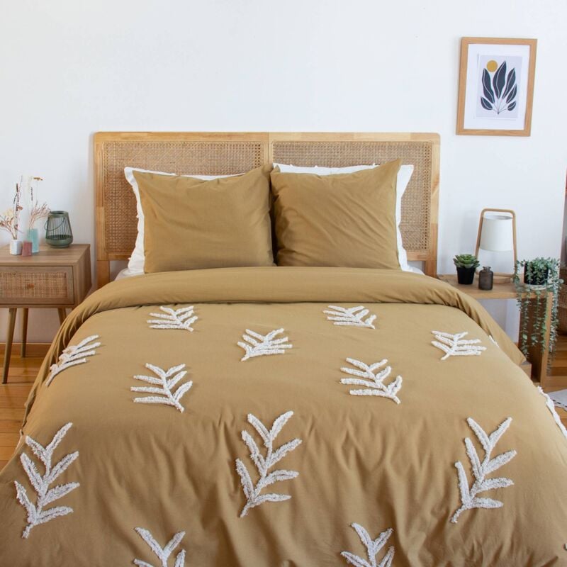 Parure de lit coton lavé tufté motifs végétaux 2 places moutarde. 1 housse + 2 taies 63x63cm 240 x 220 cm