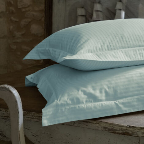 Parure de lit satin de coton CONCERTO Taie 50x70 cm A rayures 240x220 cm