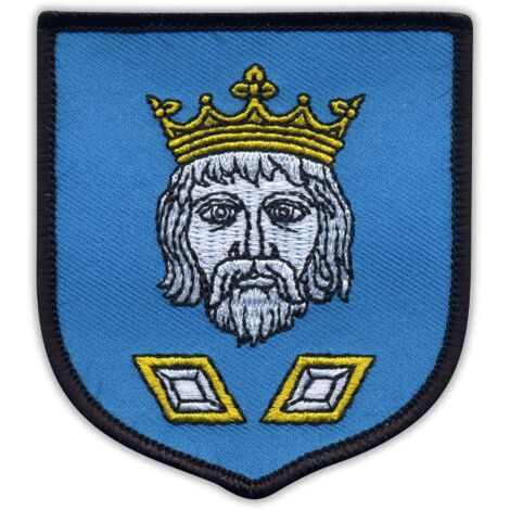Patchion Wappen Szamotuly – Hakenrücken – Selbstklebende Rückseite – Gestickter Aufnäher/Abzeichen/Emblem