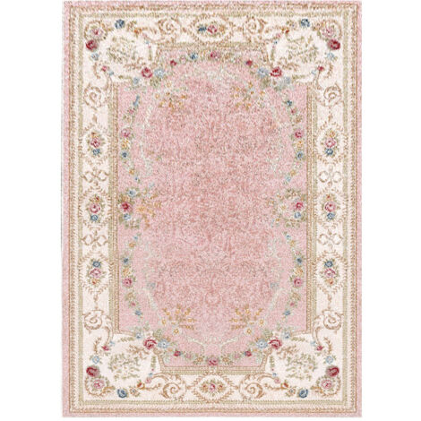 Pavimento in moquette nel soggiorno Pavimento in moquette nel soggiorno