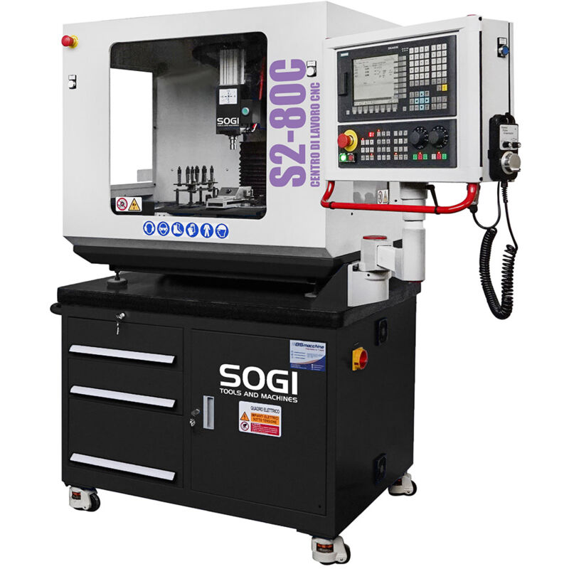 Sogi - Centro di lavoro cnc S2-80C con siemens sinumerik 808DA - mandrino ISO20 - basamento mobile - uso didattico