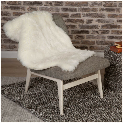 Peau de mouton synthétique shaggy Berenike Ivoire 55x85 - Ivoire