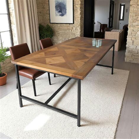 Pier Import – Table à manger marqueterie 200 cm – Bois de pin recyclé – Plateau décor marqueterie – Pieds en métal noir – Dimensions 200x100x76 cm