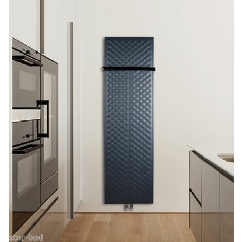 Designheizkörper für Badezimmer oder Wohnraum
