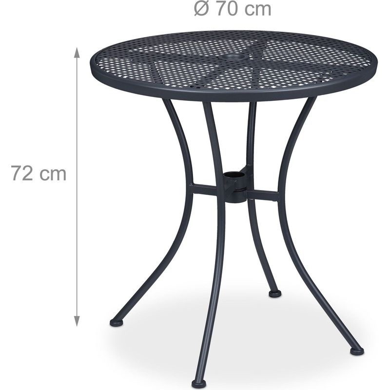 Garden table with hole for parasol