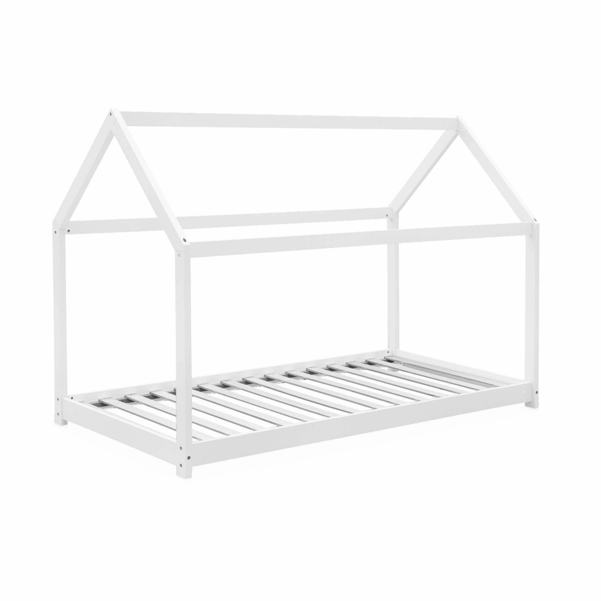 Lit Cabane Montessori. Bois Massif En Pin Naturel Blanc - Tobias