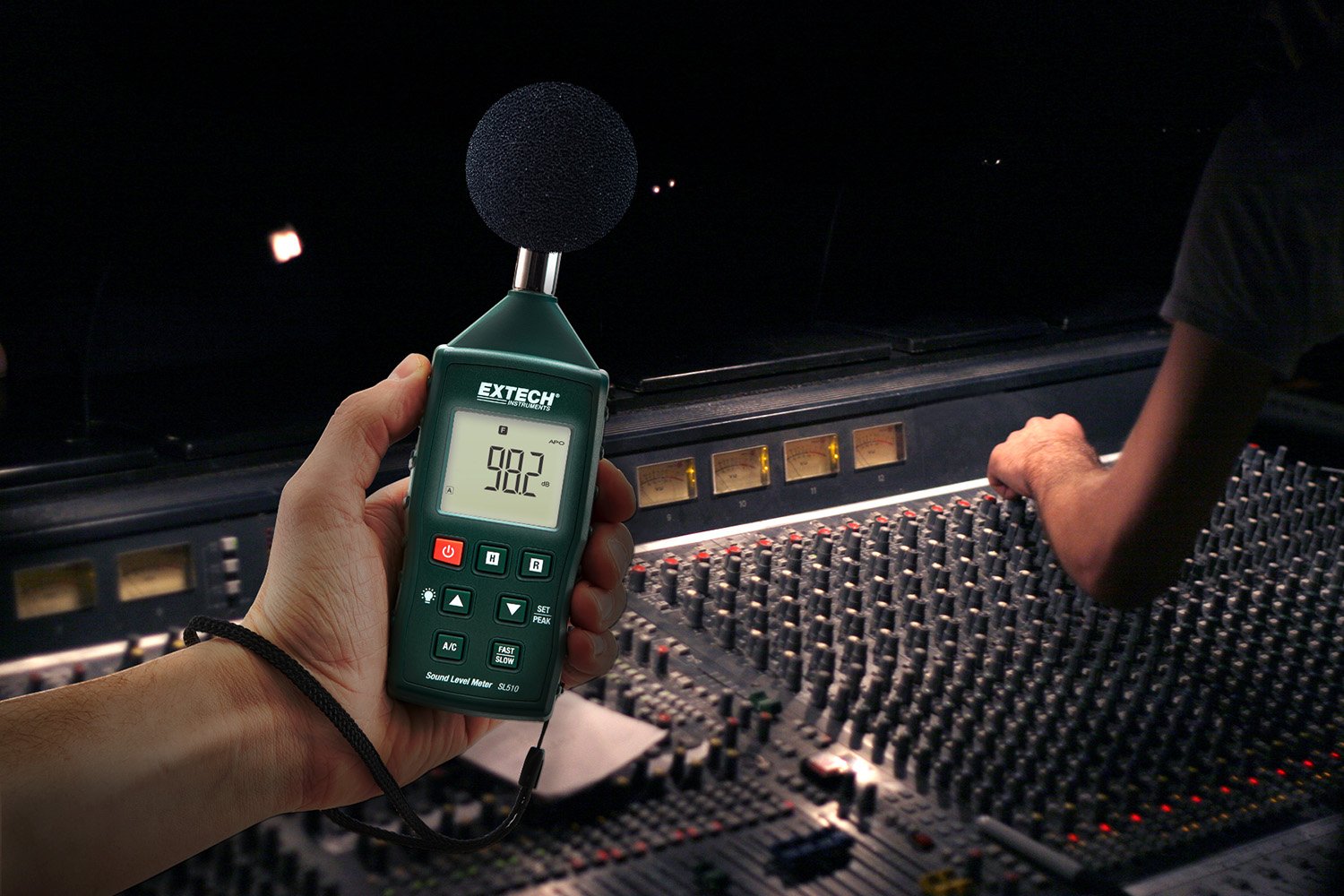Extech SL510 Sound Level Meter 35-130 dB 31.5 Hz-8 kHz A/C Curve