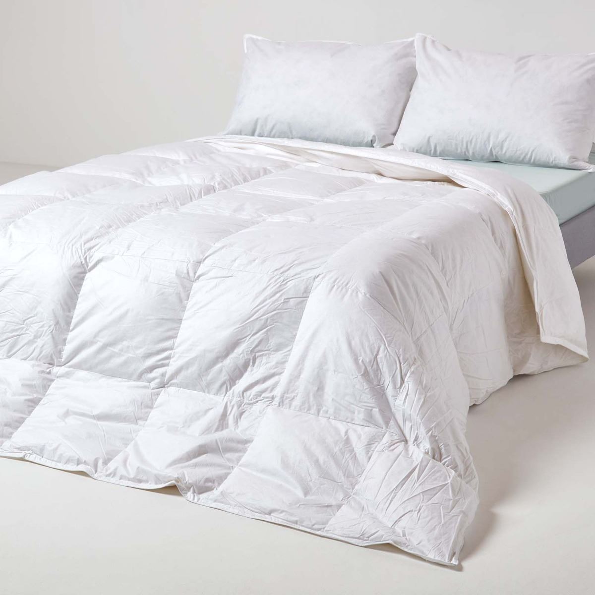 Homescapes - Luxury White Duck Down 10.5 Tog Super King Size Autumn Duvet