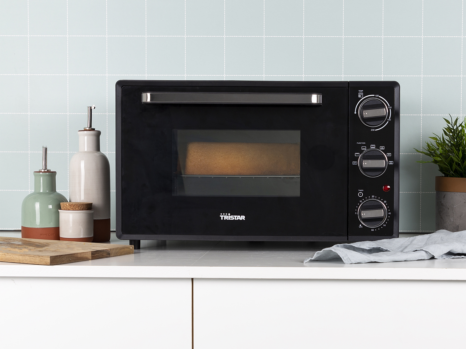Tristar Mini Backofen 28 Liter 60 Min. Timer, Umluft, Ober- & Unterhitze - 1500 Watt 8713016086617