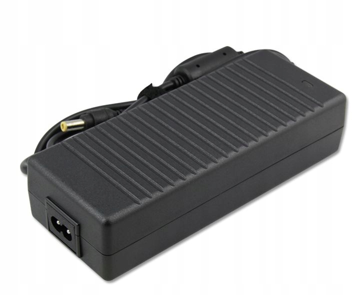 Microbattery Schwarz Mbxac-Ac0001 Innenraum-Netzteil Und Wechselrichter 135 W - Stromversorgung (Innenraum, 135 W, 17 V, 7,1 A, Tragbar, )