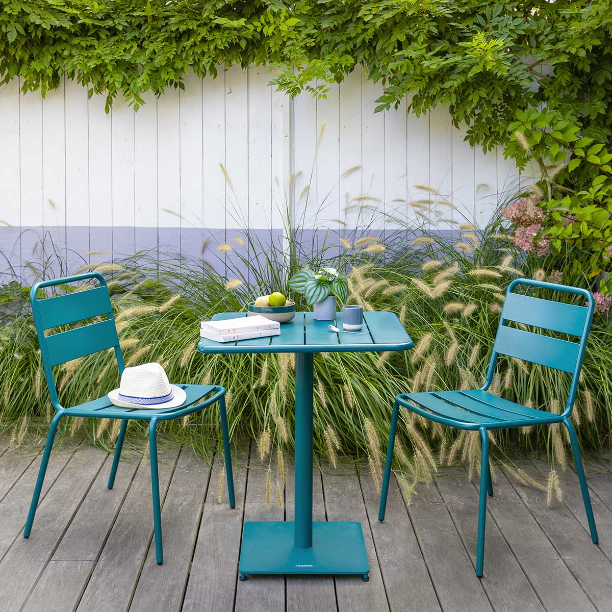 Hesperide - Table De Jardin Carrée Phuket Bleu Canard 2 Places En Acier