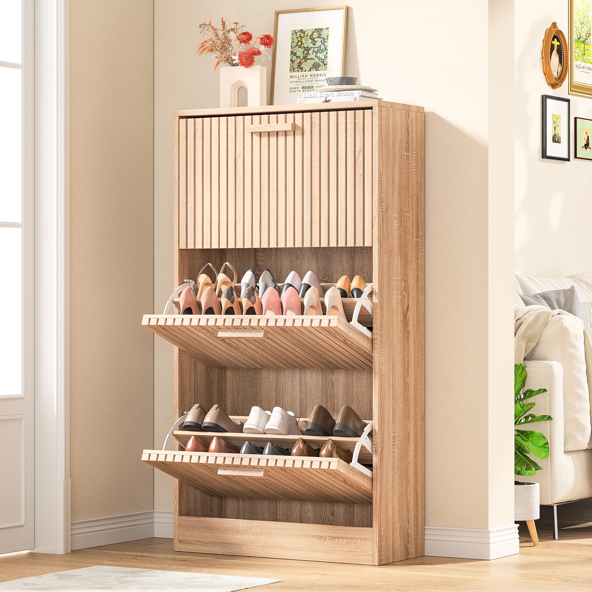Dans Les Nuages - Meuble À Chaussures 113cm, Avec 3 Portes En Polyrotin, Étagère De Rangement, Pour Jusqu'à 24 Paires De Chaussures - Naturel