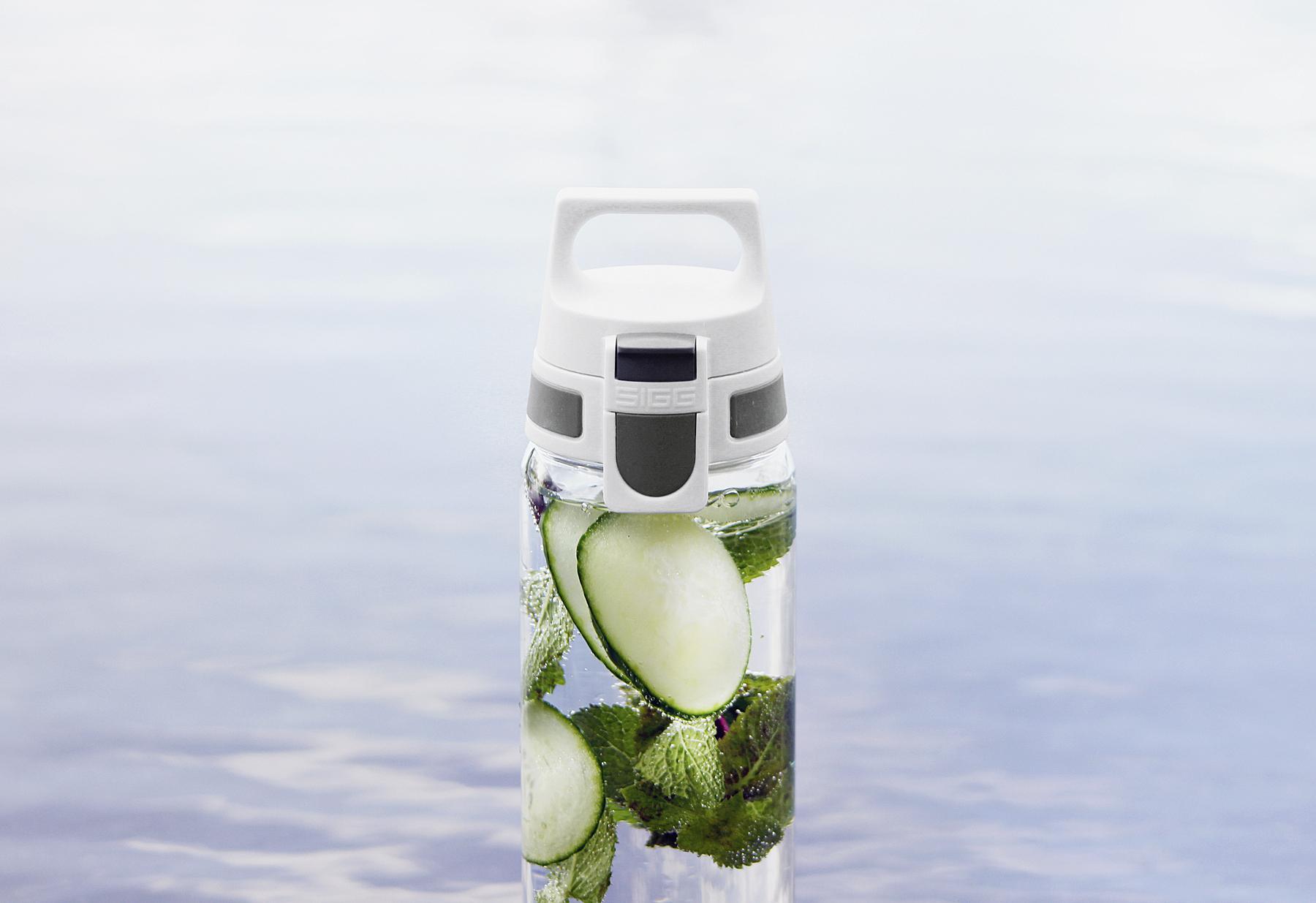 Sigg Trinkbehälter Total Clear One Myplanet Anthr Anthracite - Gr. - 0.75 - Bild 11