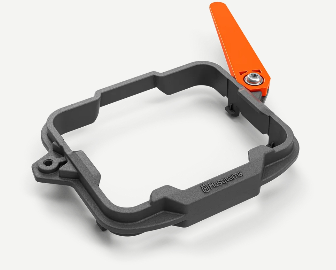 Husqvarna Automower® Radreiniger ✔ Unverzichtbares Zubehör Zur Erhaltung Der Traktion Und Sauberkeit Der Räder Ihres Mähroboters. 7333377450271