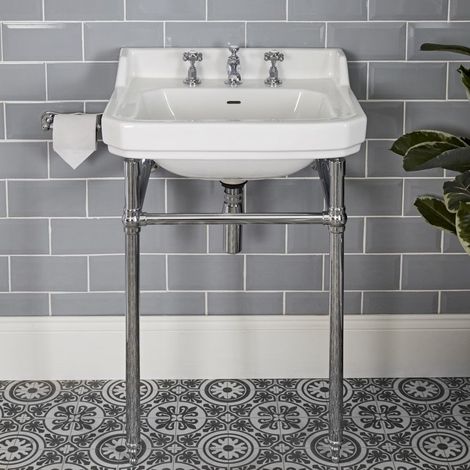 Hudson Reed – Lavabo sur colonne rétro 56cm – Céramique – 3 trous pour robinetterie – Porte-serviettes en acier inoxydable intégré (1/5)