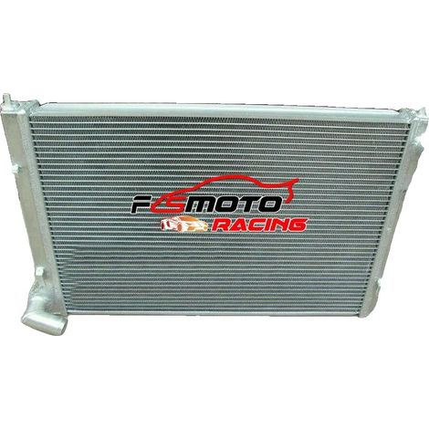 Radiatore in alluminio, dimensioni del nucleo 578x398x42 mm, dimensioni complessive 716x438x128 mm, diametro ingresso/uscita 32 mm, compatibile con Mini Cooper S, efficienza di raffreddamento migliora (1/5)