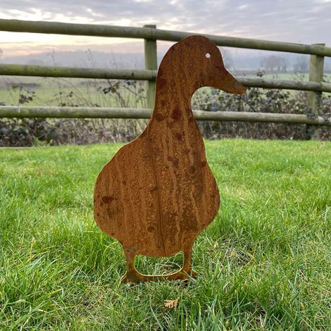 Duck Facing on Stake - Hand Made By Traditional Forge, Steel Garden Ornament - Steel - W17.8 x H30 cm - Bare Metal/Ready to Rust