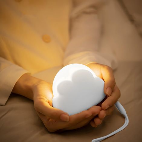 Veilleuse Enfant, 4 Niveaux de Luminosité Veilleuse LED Nuage avec Corde en Silicone, Rechargeable Lampe de Chevet pour Enfants, Garçon Fille Lumières Décoratives pour Chambre de Bébé(Blanc)