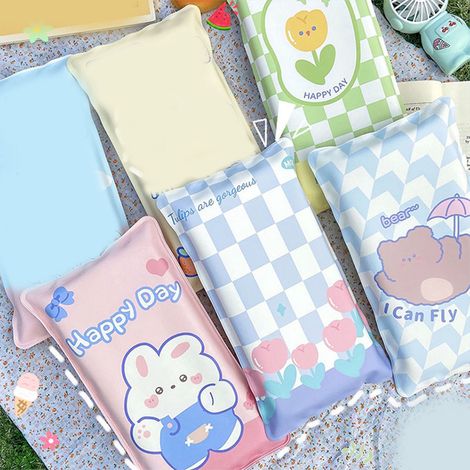 Coussin de glace, matelas de sieste rafraîchissant pour étudiants, coussin d'eau pour adultes, coussin rafraîchissant pour enfants, accessoire rafraîchissant, coussin de glace avec un joli fond en for (1/5)