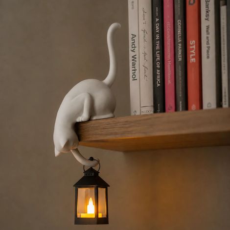 Lámpara con forma de gato impresa en 3D – Diseño colgante invertido (Gancho blanco con forma de gato y farol) (1/5)