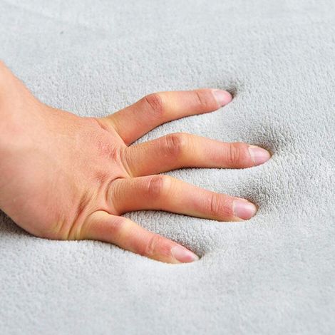 Basetbl – Tappetino in velluto di corallo 100% – Spessore 2 cm – Antiscivolo e impermeabile – Tappetino da gioco e yoga per bambini e adulti (1/3)