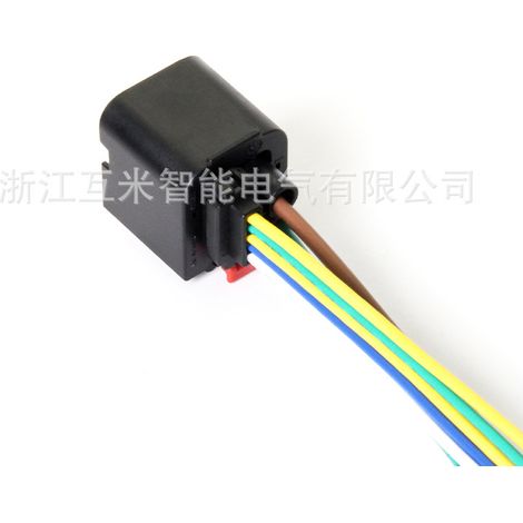 DJ7072-1.2 2.8-11/21 Suitable for Chevrolet Cruze Lincoln 7P Black Male Shell (2+5) 1732175-1 (1/2)