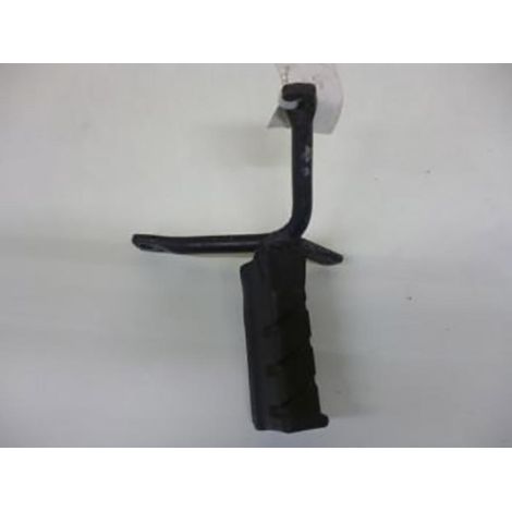 [PRODUIT D'OCCASION] Platine de repose pied passager gauche origine pour scooter Honda (1/2)