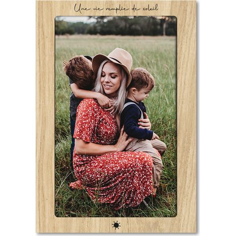 Cadre photo magnétique avec pochette format portrait effet bois personnalisable avec texte · Compatible avec photo 10 x 15 cm (1/5)