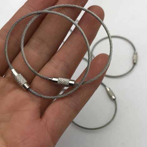Câble en acier inoxydable pour création de bijoux de cou