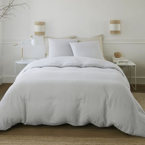 Parure housse de couette 240x220cm + 2 taies motif rayé gris et blanc 100% gaze de coton - ALYANA (1/4)