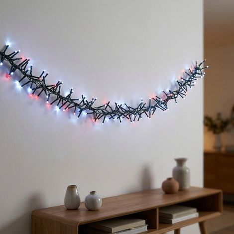 Mains Operated Dazzling 750 LED Cluster String Lights - V2 (1/2)