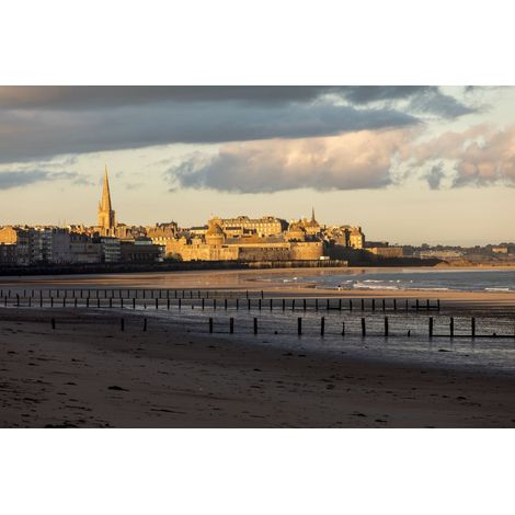 Tableau sur toile plage du Sillon Saint-Malo 45x65 cm - Impression sur Toile Murale Décorative - Image imprimée en HD sur Toile - Toile sur Châssis en Bois FSC - Fabriqué en France (1/4)