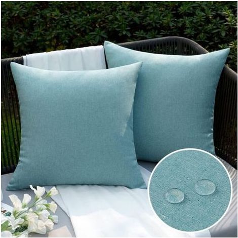 EMEMA Taie d'oreiller Extérieure Imperméable en Polyester Doux avec Surface Hydrofugfe Housse de Coussin de Jardin Balcon Décoratif pour Salon Chambre Lot de 2 45x45cm Cyan (1/5)