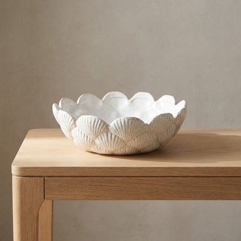 Intricate Textured Ceramic Shell Bowl (1/2)