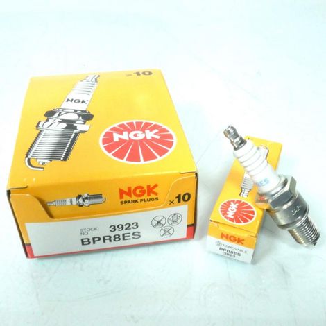 Bougie d'allumage NGK pour Moto Kawasaki 80 AE 1983 à 1984 BPR8ES (1/2)