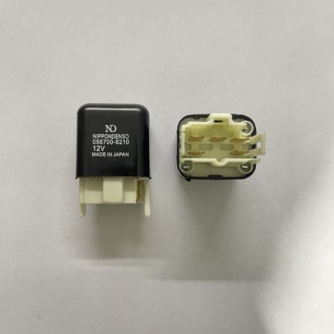 Relais automobile Toyota 056700-6210 12V