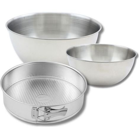 Set comprenant 1 Moule à manqué charnière 28 cm, 1 spatule Zenker et 2 bols à mixer en inox Fackelmann (1/5)
