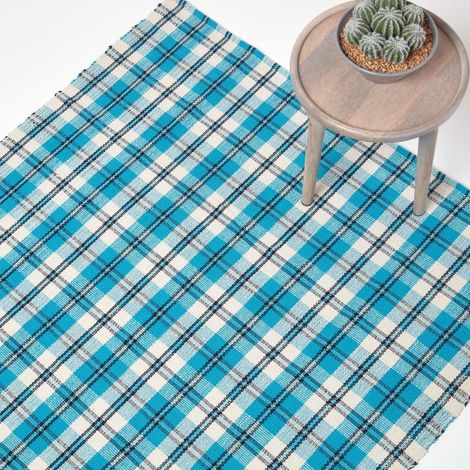 HOMESCAPES Irvine Handwoven Blue Tartan 100% Cotton Rug, 70 x 120 cm