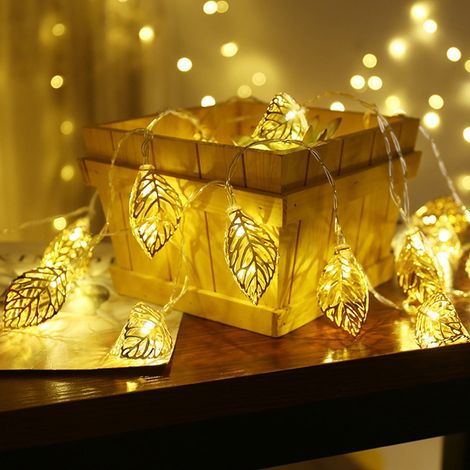 Guirlande Lumineuse De Noël - Maison En Bois Avec Renne Sculpté - 2 M - Led Blanc Chaud - Alimentée Par 2 Piles AA - 10 Éléments (1/5)